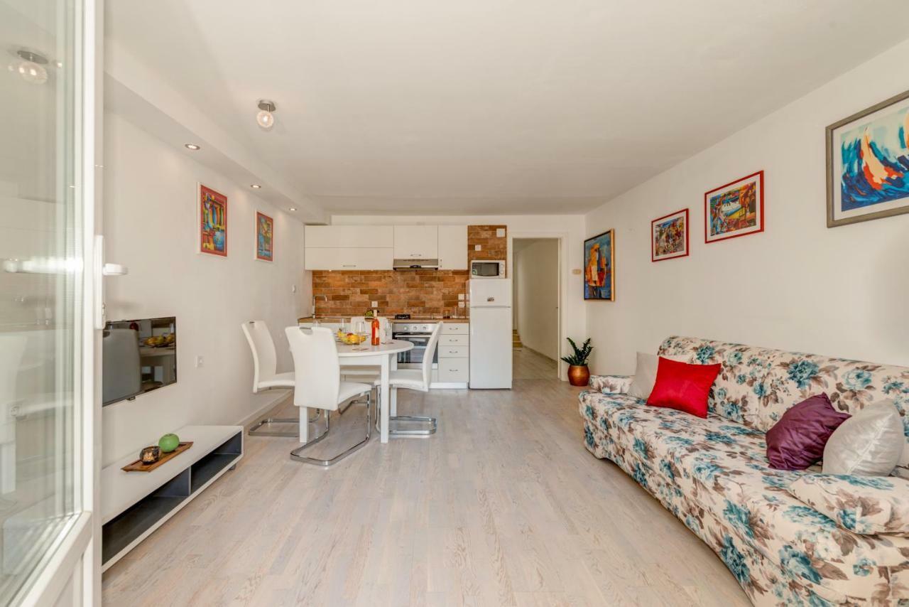 Rose Apartment Split Ngoại thất bức ảnh